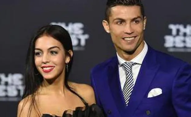 Cristiano Ronaldo Podría Haber Sido Infiel A Georgina Con Una Joven De 21 Años El Comercio